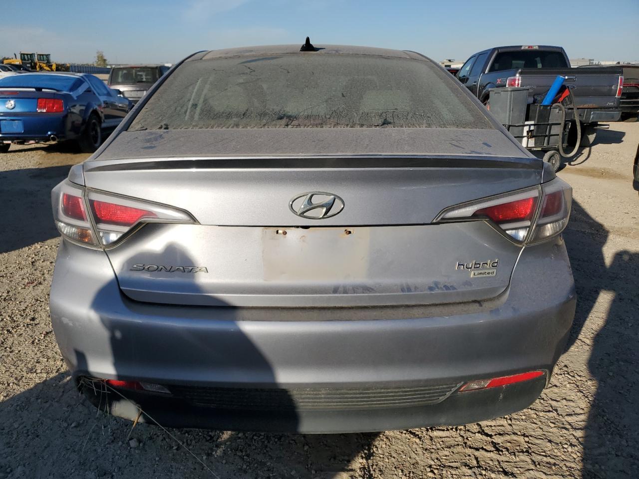 2016 Hyundai Sonata Hybrid - Image 6