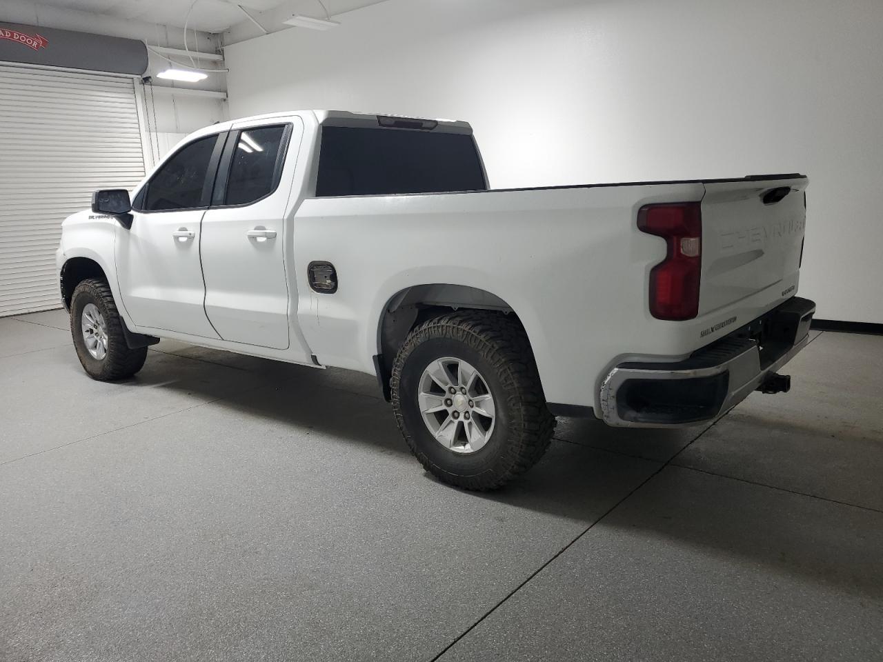 2020 Chevrolet Silverado K1500 Lt - Фото 2