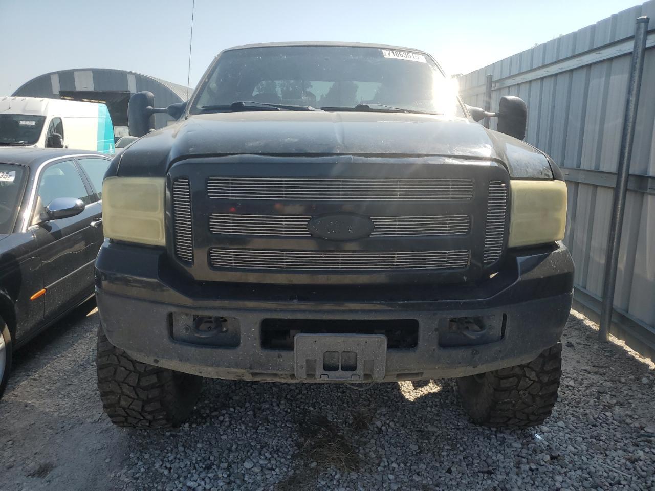 2005 Ford F250 Super Duty - Image 5