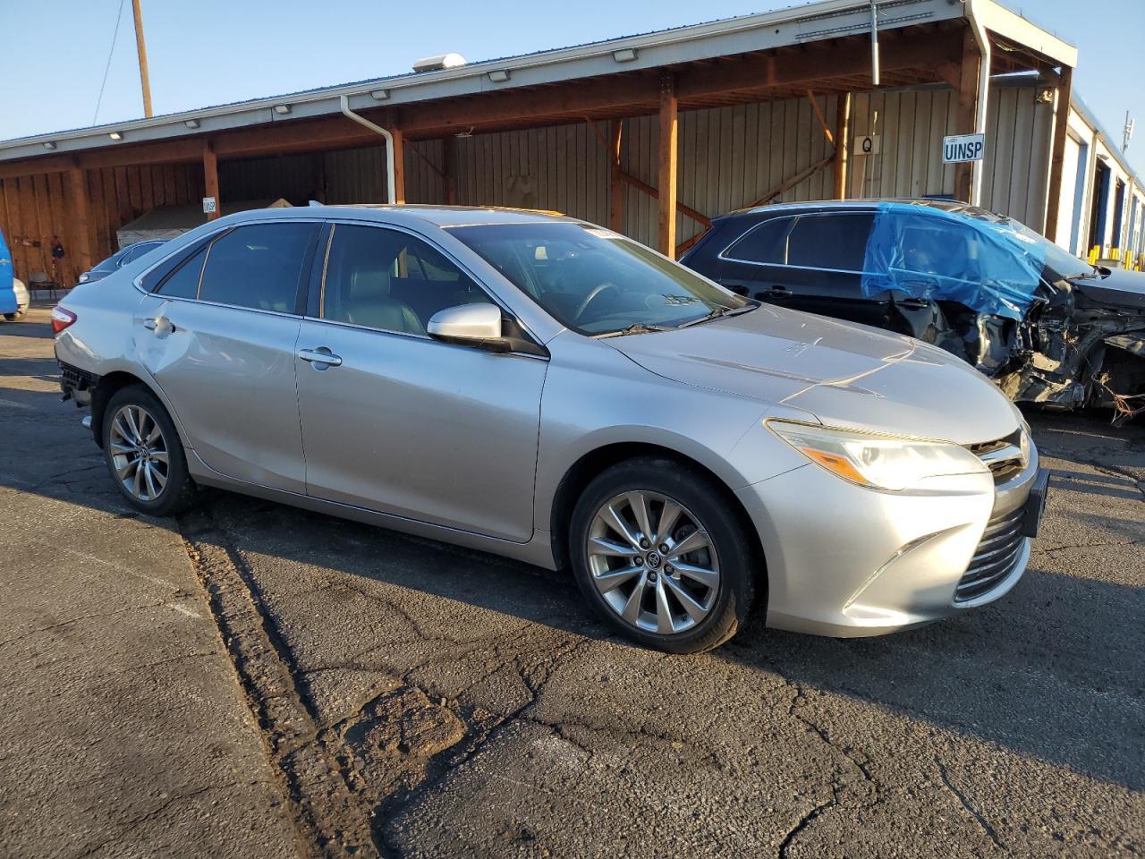 2015 Toyota Camry Xse - Фото 4