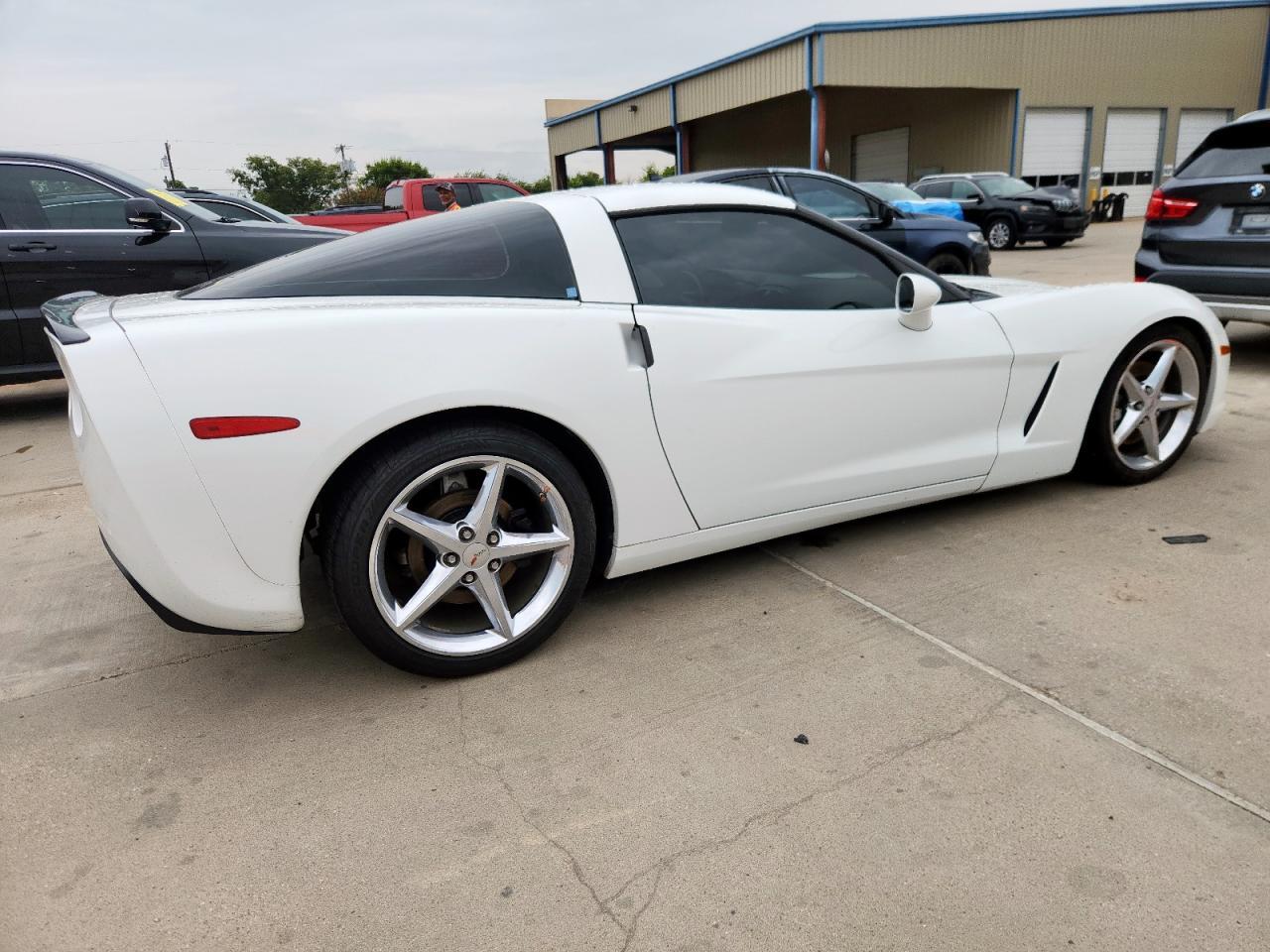 2011 Chevrolet Corvette - Фото 3