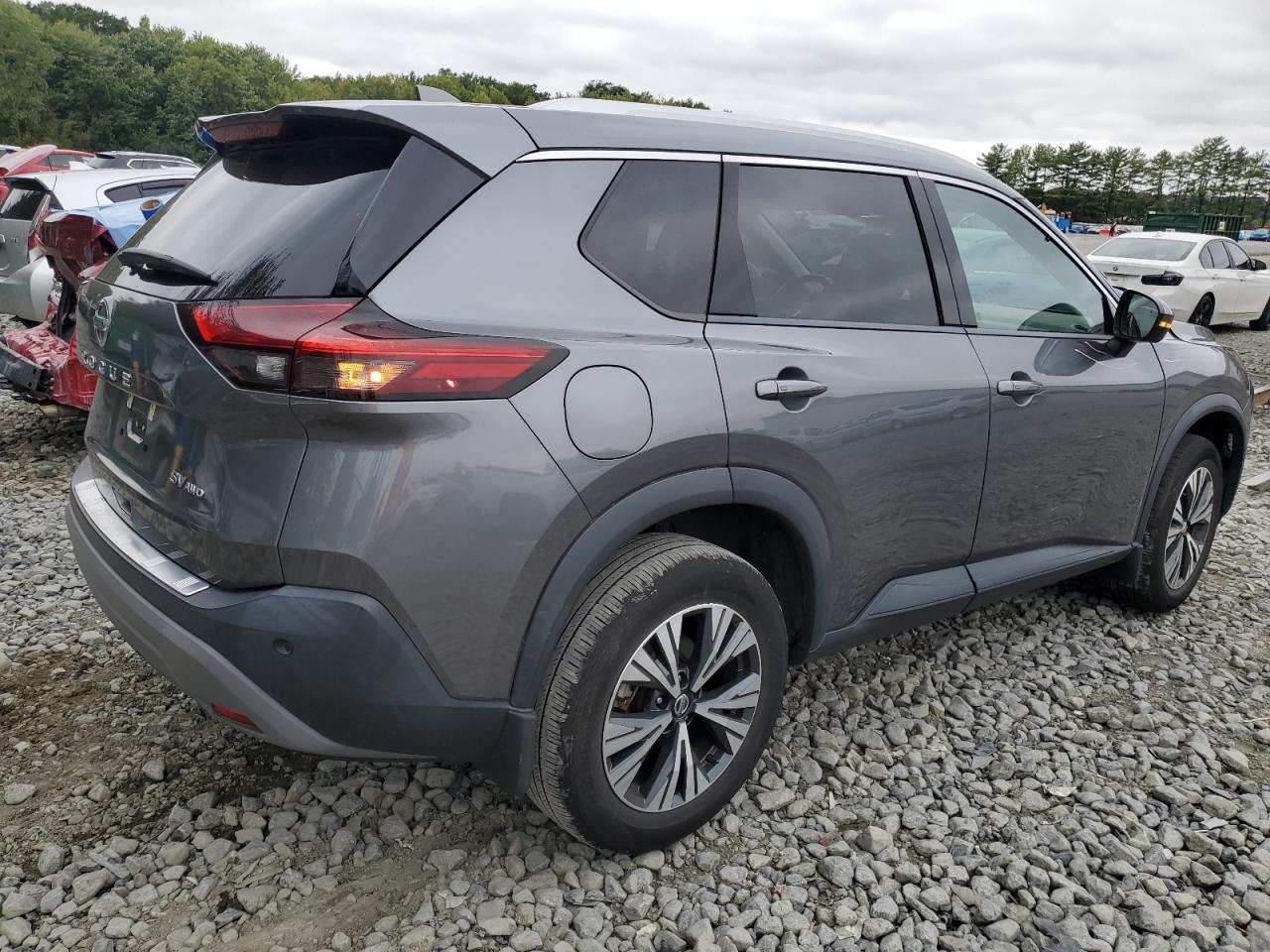 2021 Nissan Rogue Sv - Фото 3