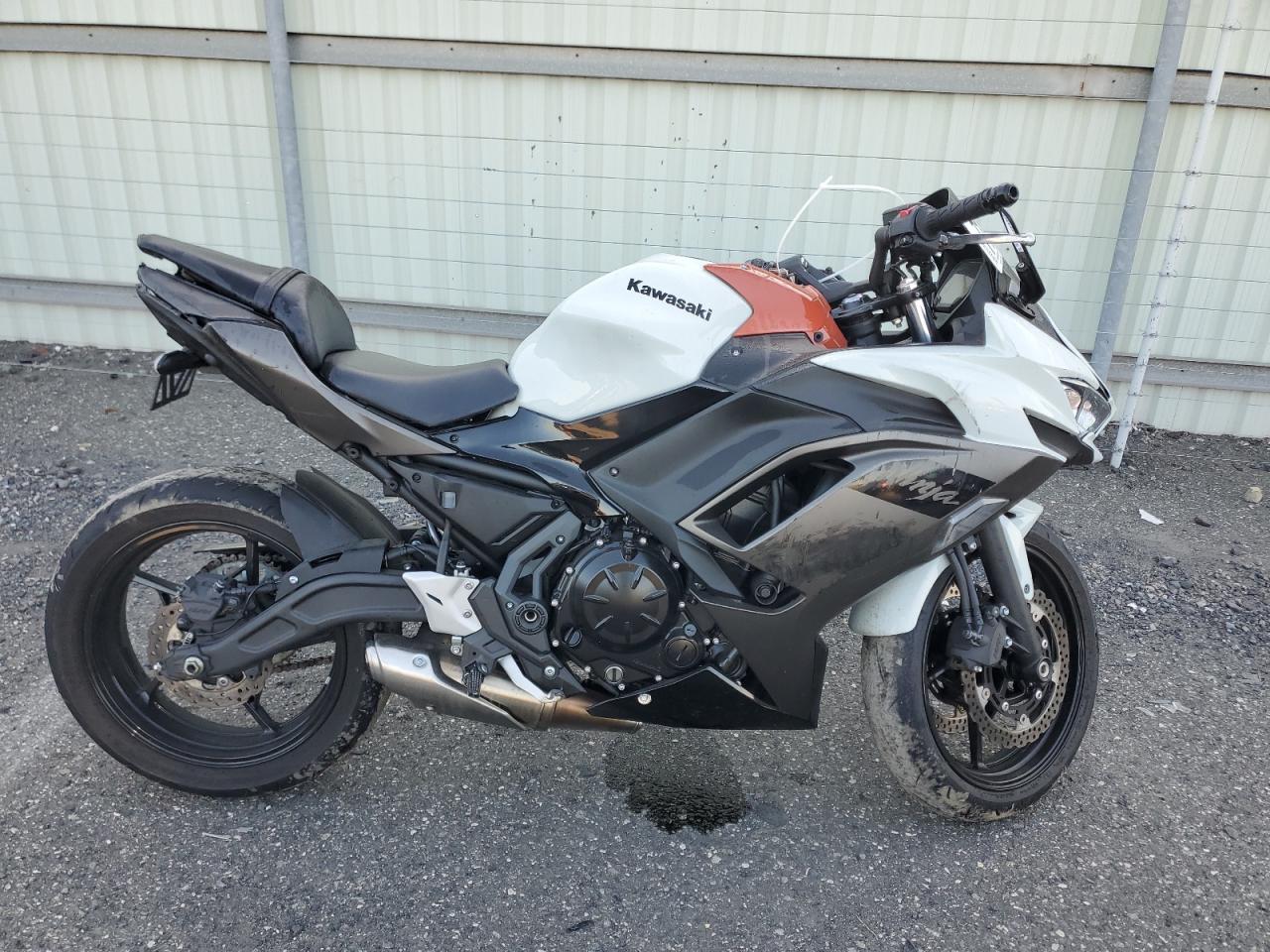 2023 Kawasaki Ex650 R