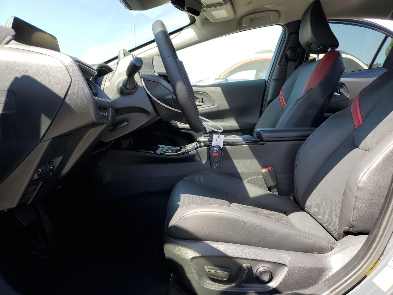2024 Toyota Prius Prime Se - Image 7