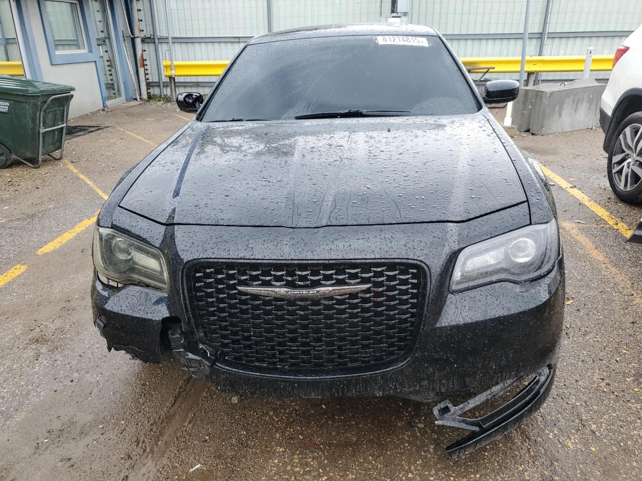 2016 Chrysler 300 S - Фото 5