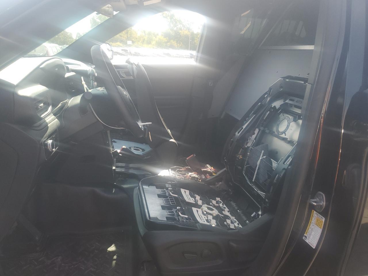 2020 Ford Explorer Police Interceptor - Image 7