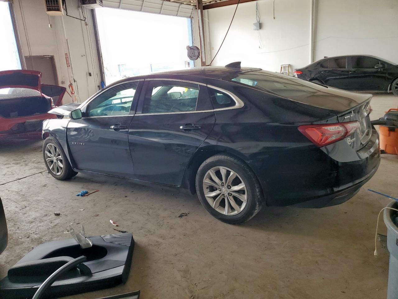 2019 Chevrolet Malibu Lt - Фото 2