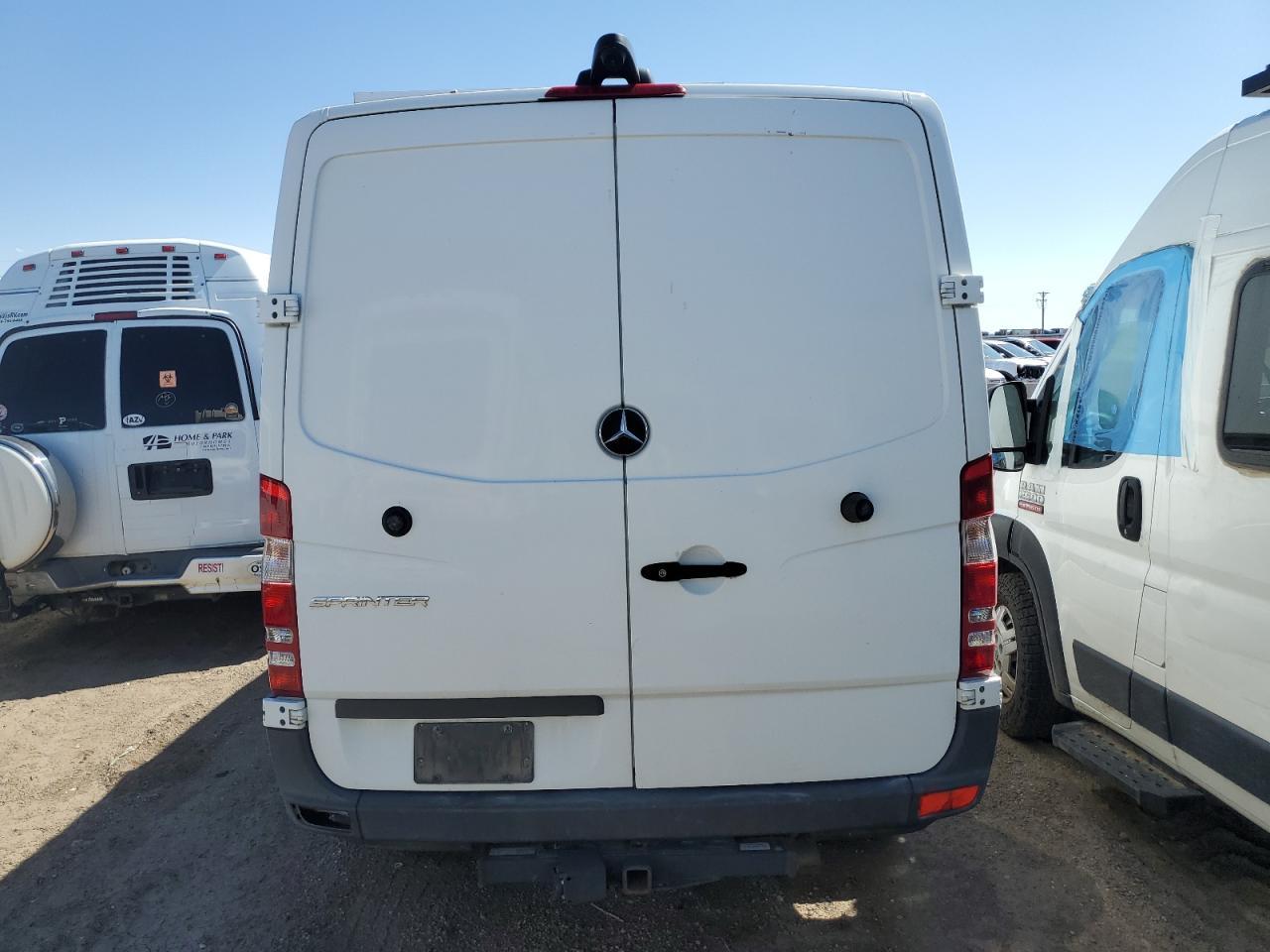 2018 Mercedes-Benz Sprinter 3500 - Image 6