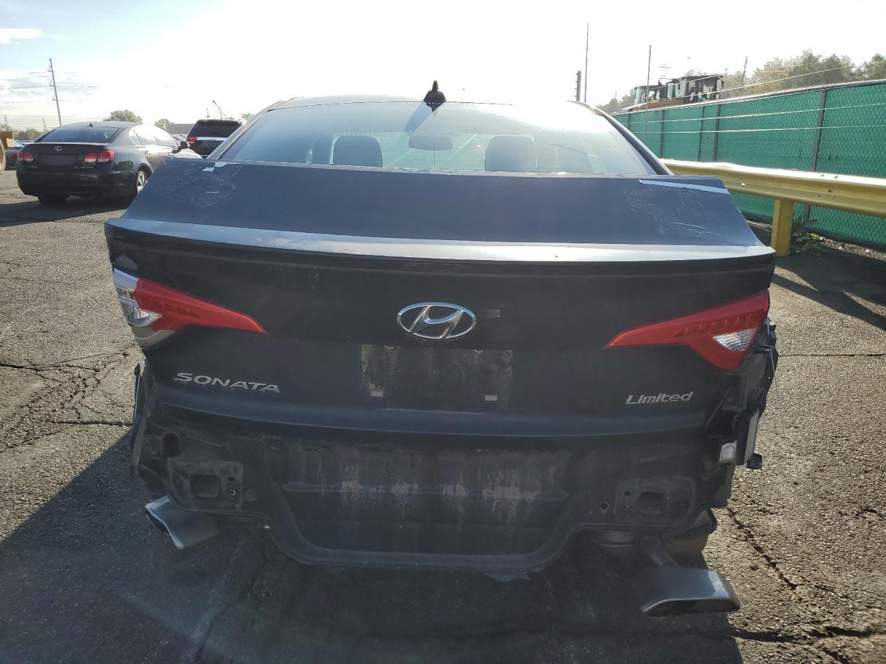 2015 Hyundai Sonata Sport - Image 6