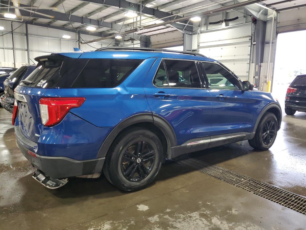2020 Ford Explorer Xlt - Фото 3