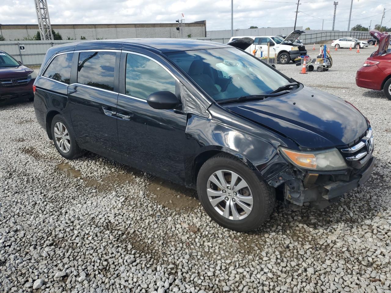 2016 Honda Odyssey Se - Фото 4