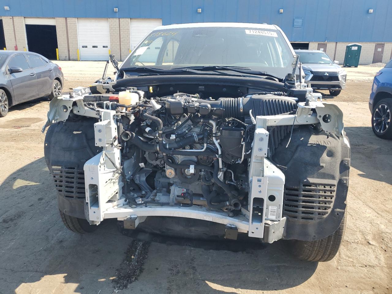 2023 Jeep Grand Cherokee L Laredo - Image 5