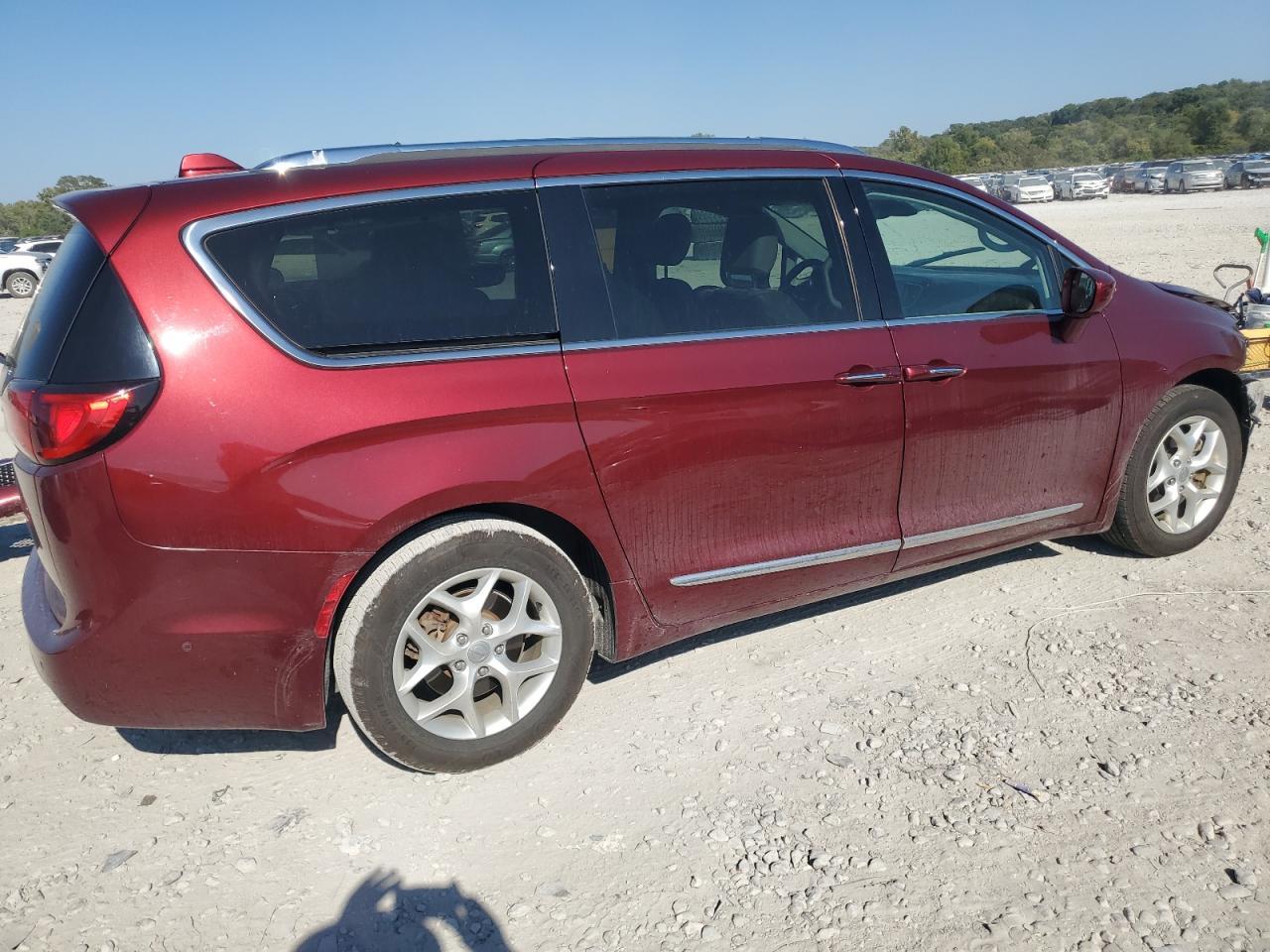 2018 Chrysler Pacifica Touring L Plus - Фото 5
