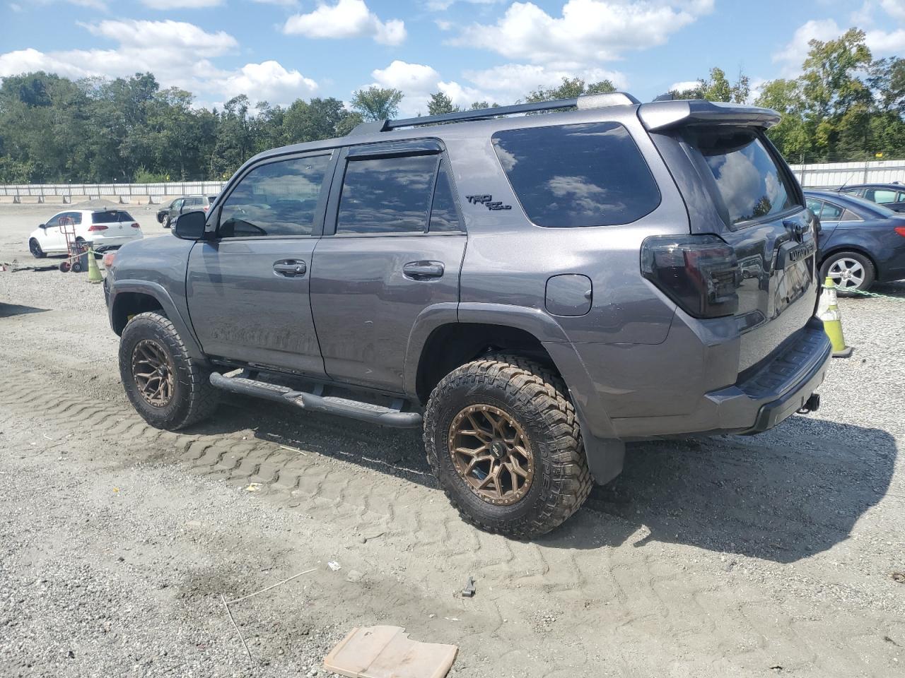 2023 Toyota 4Runner Se - Фото 2