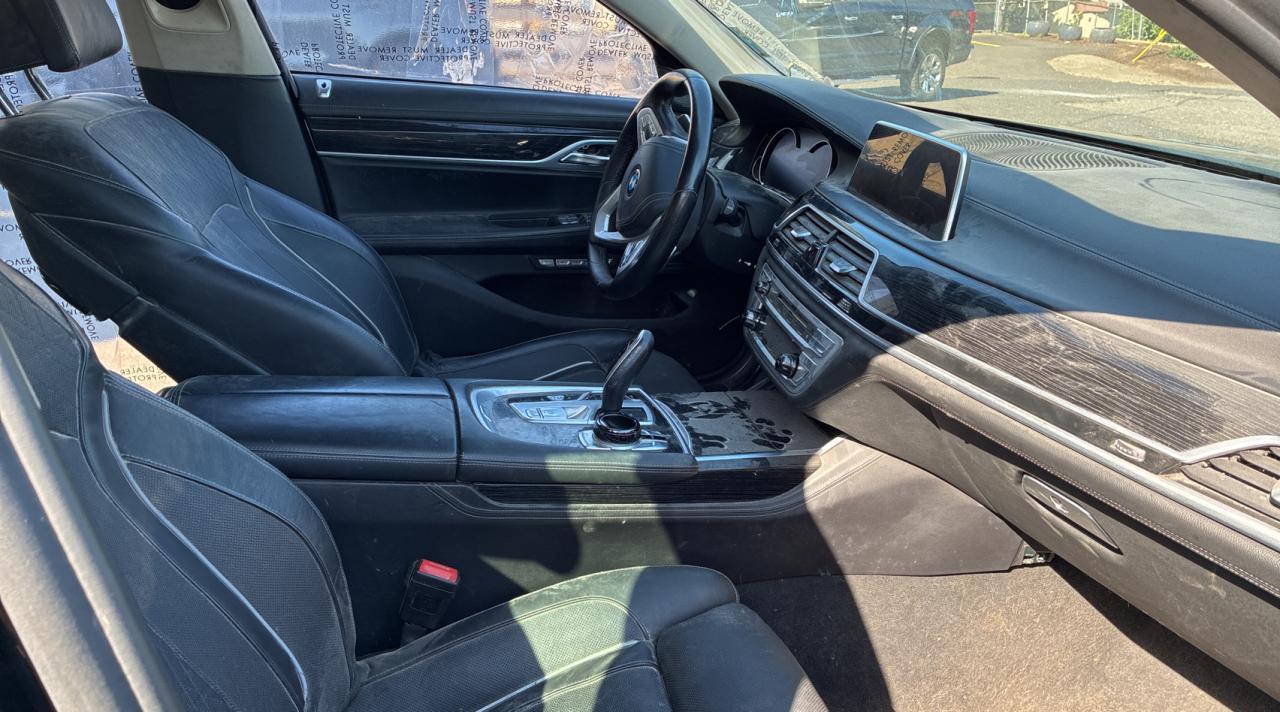 2017 BMW 750 I - Image 5