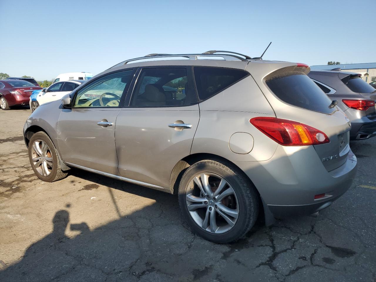 2009 Nissan Murano S - Фото 2