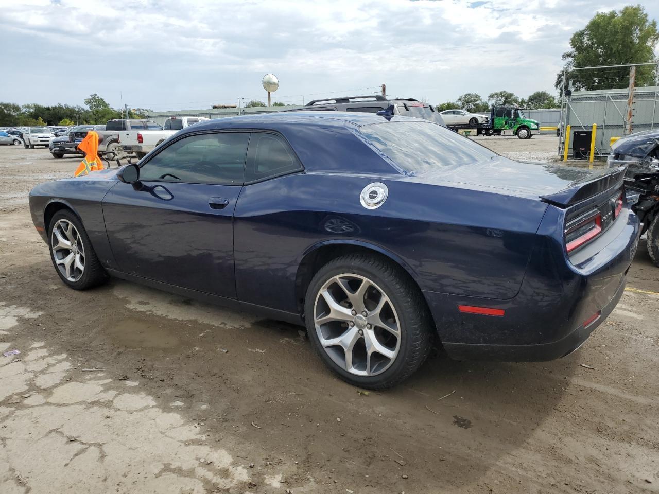2015 Dodge Challenger Sxt Plus - Фото 2