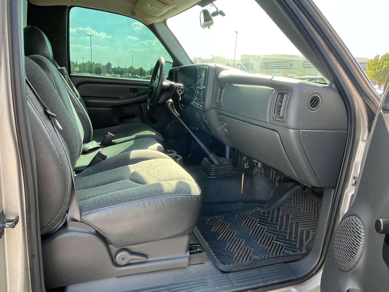 2004 Chevrolet Silverado C1500 - Фото 5