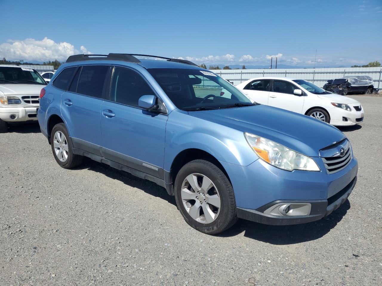 2012 Subaru Outback 2.5I Premium - Image 4