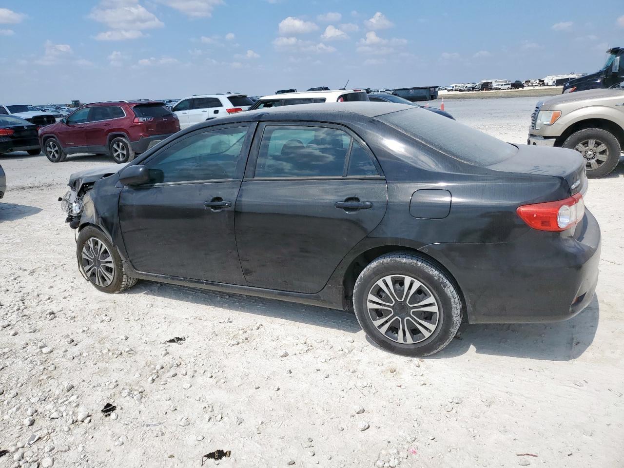 2011 Toyota Corolla Base - Фото 2