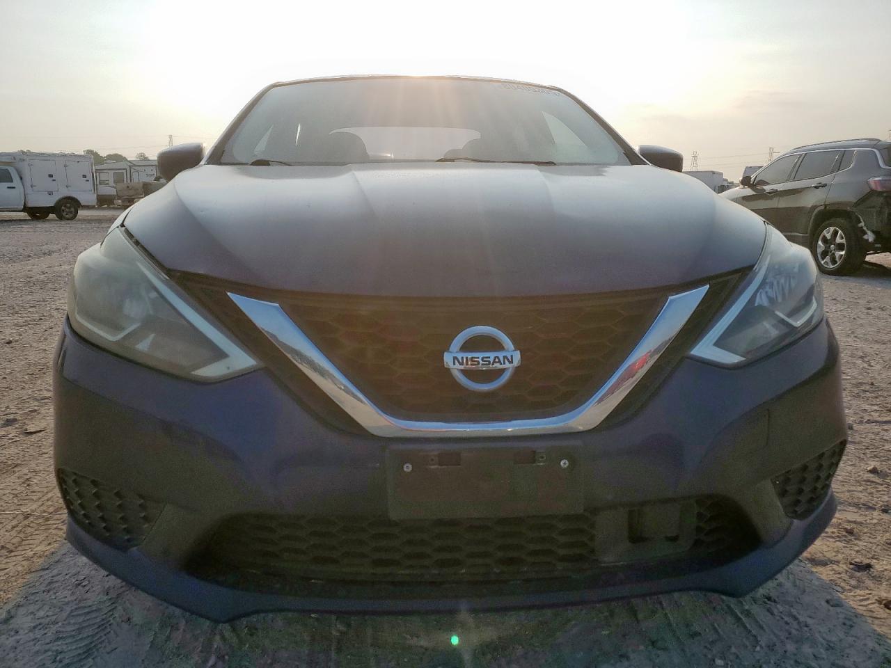 2019 Nissan Sentra S - Фото 5