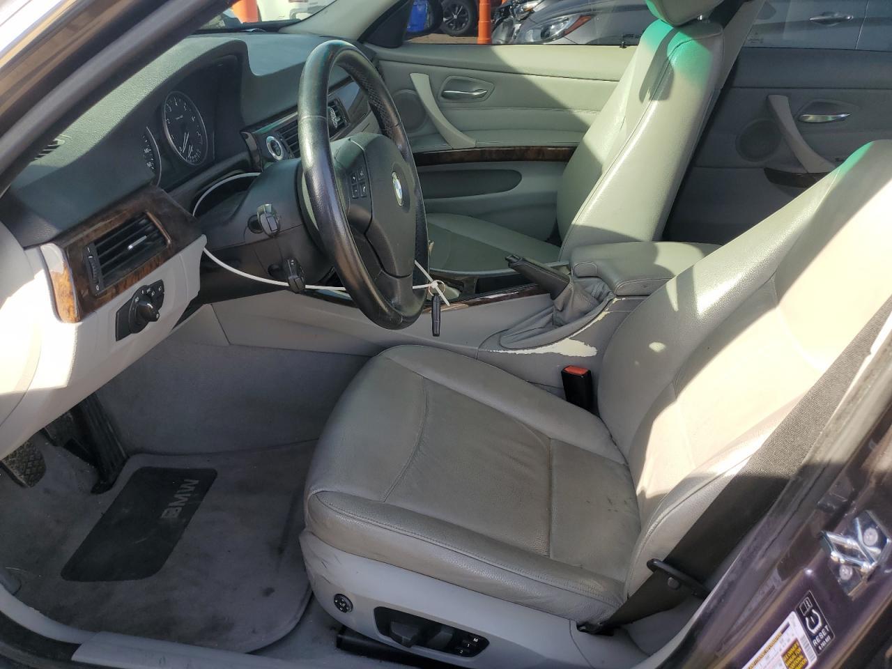 2006 BMW 330 I - Image 7