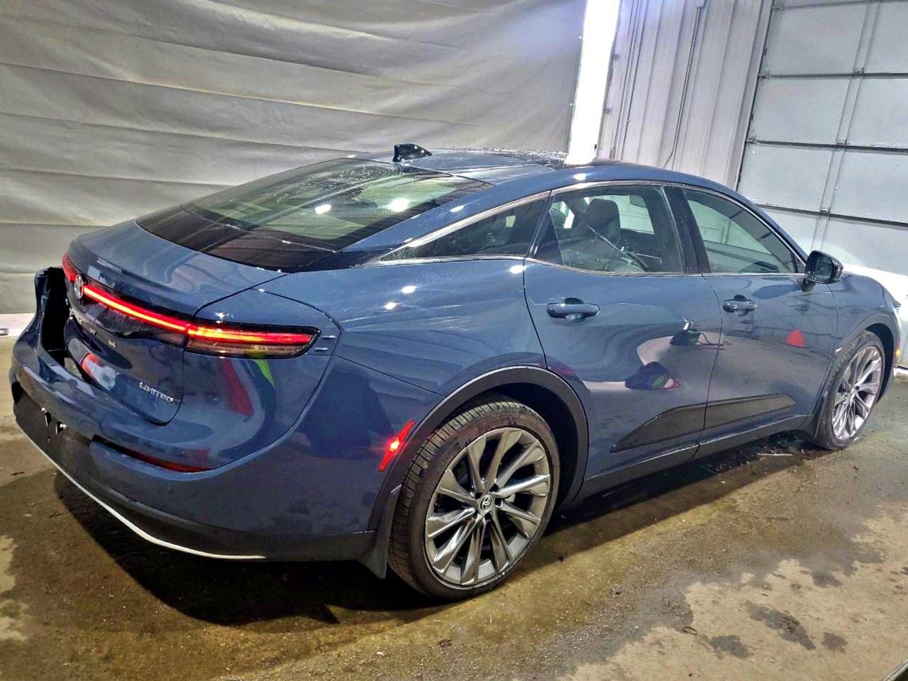 2025 Toyota Crown Xle - Фото 3