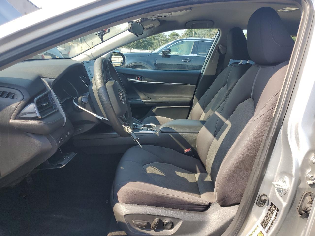 2021 Toyota Camry Le - Image 7