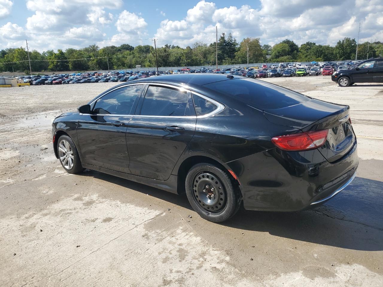 2015 Chrysler 200 Limited - Image 2