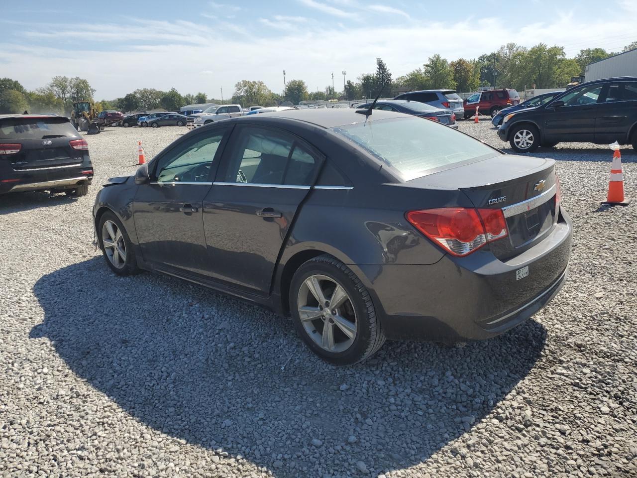 2014 Chevrolet Cruze Lt - Image 2