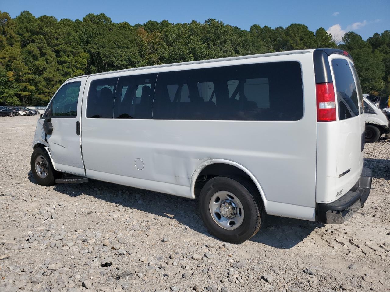 2018 Chevrolet Express G3500 Lt - Фото 2