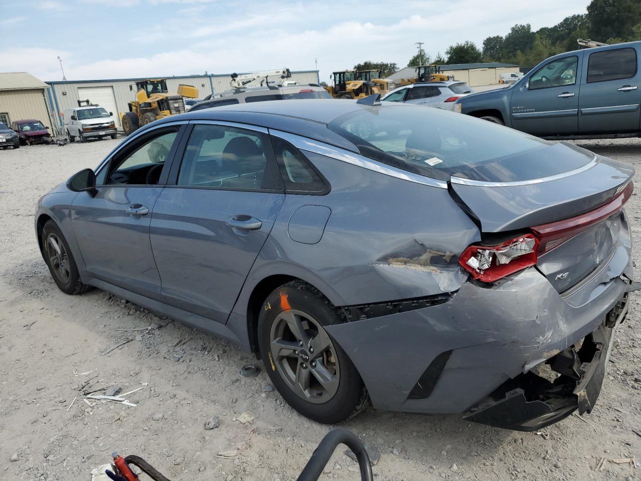 2022 Kia K5 Lxs - Image 2
