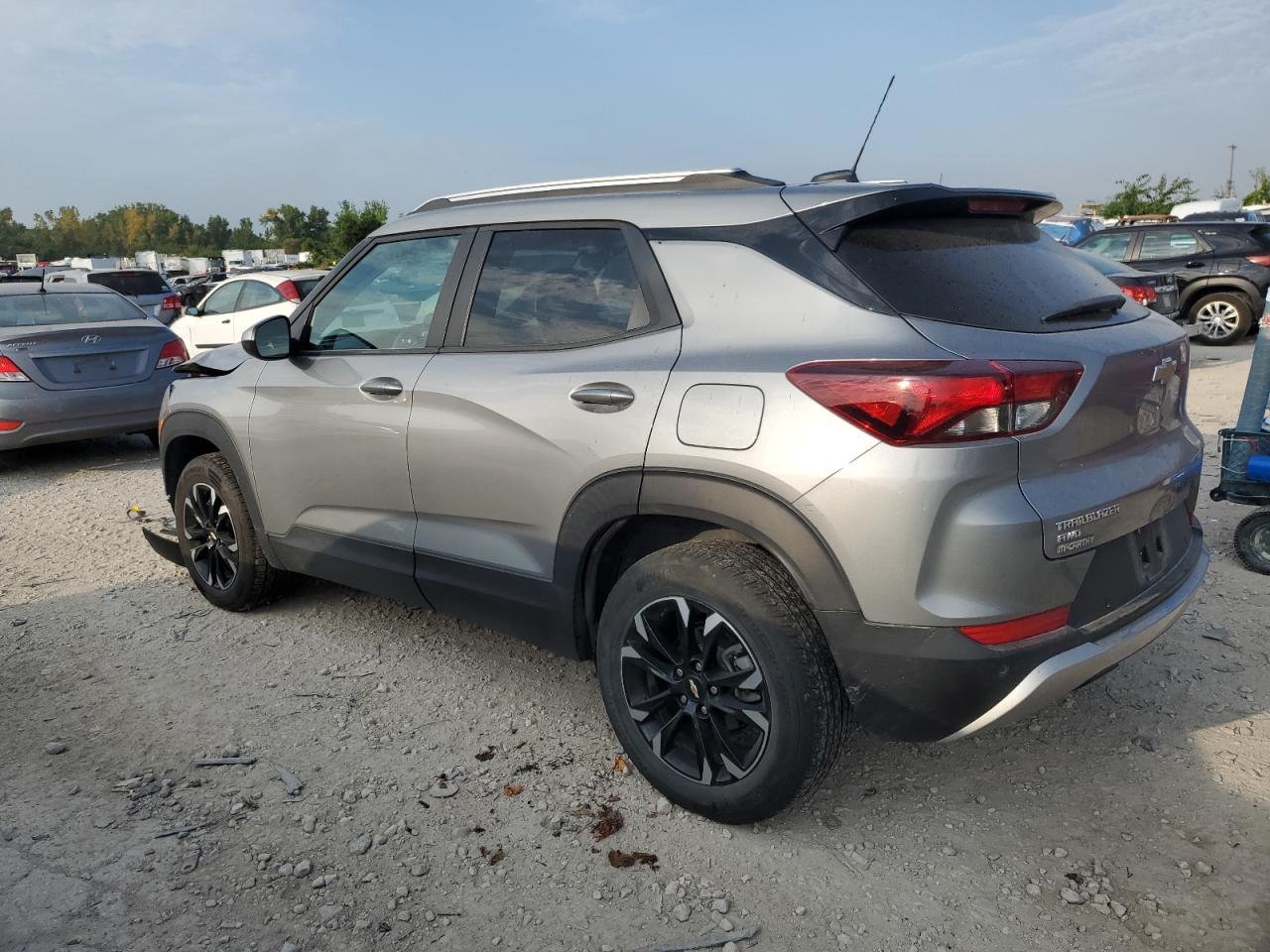 2023 Chevrolet Trailblazer Lt - Image 2