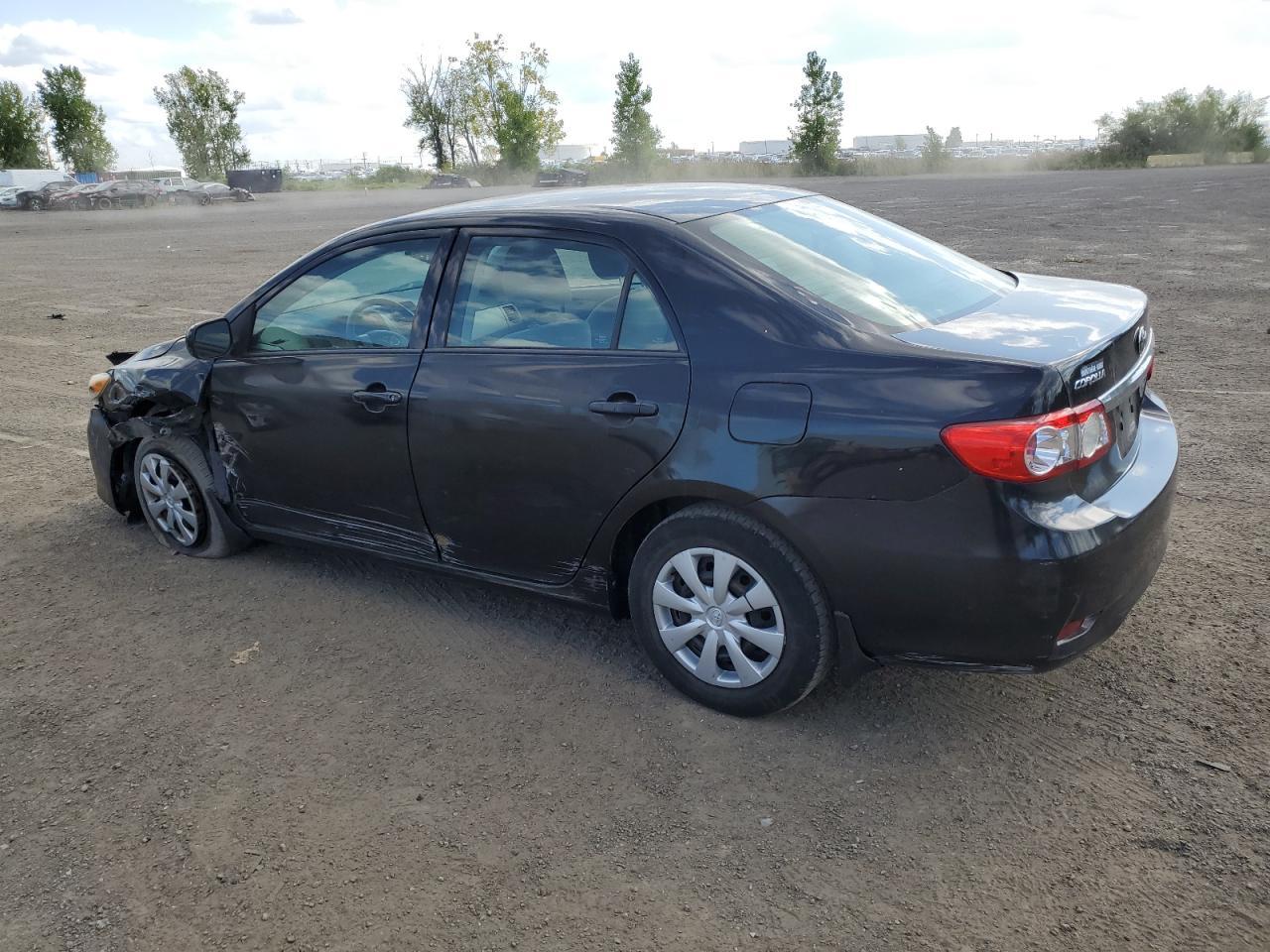 2013 Toyota Corolla Base - Фото 2