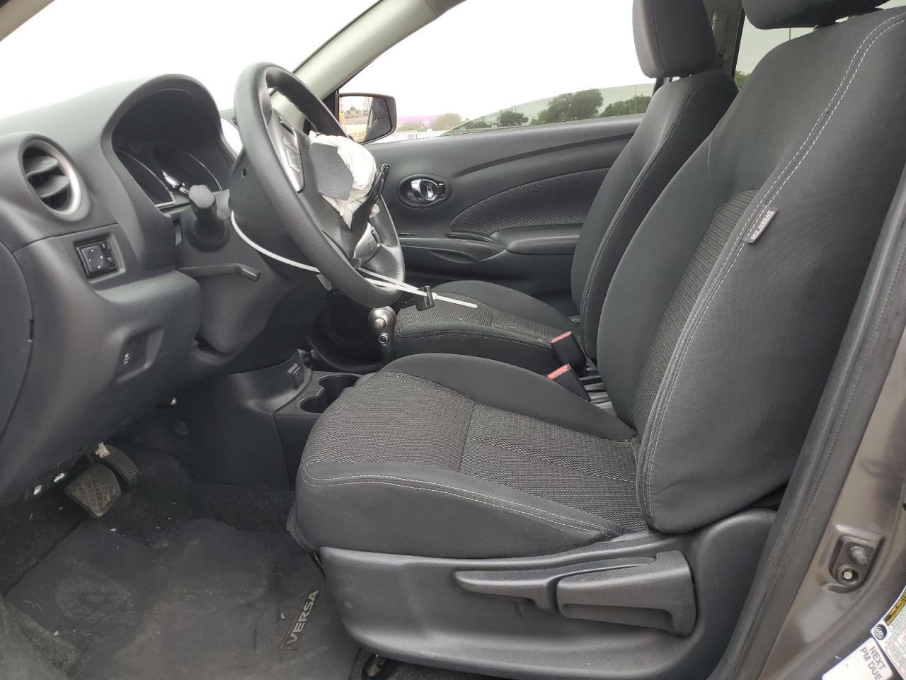 2019 Nissan Versa S - Фото 7