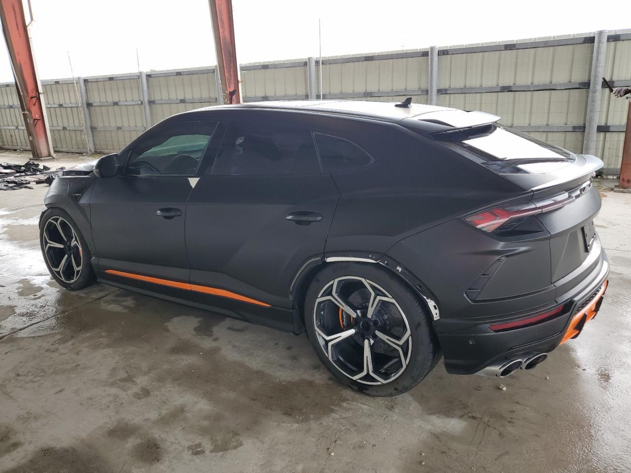 2019 Lamborghini Urus - Фото 2