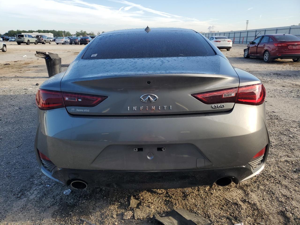 2017 Infiniti Q60 Base - Фото 6