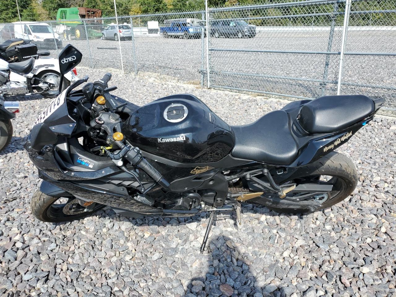 2025 Kawasaki Zx400 P - Фото 3