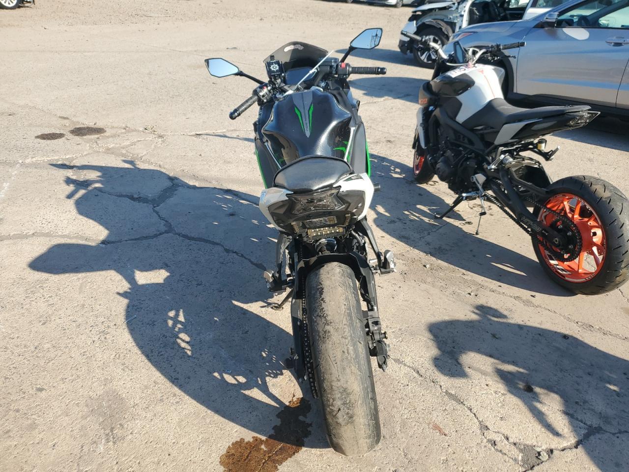 2022 Kawasaki Ex650 N - Фото 4