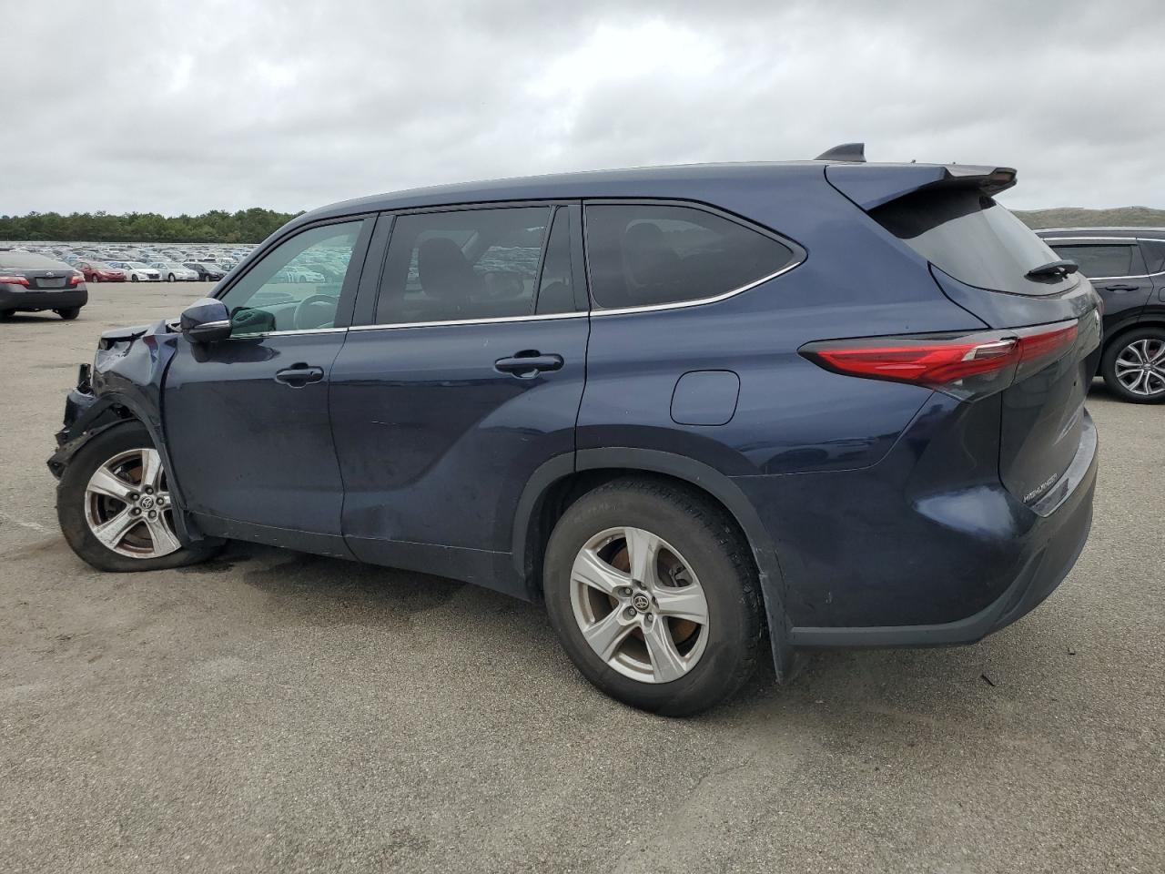 2023 Toyota Highlander L - Фото 2
