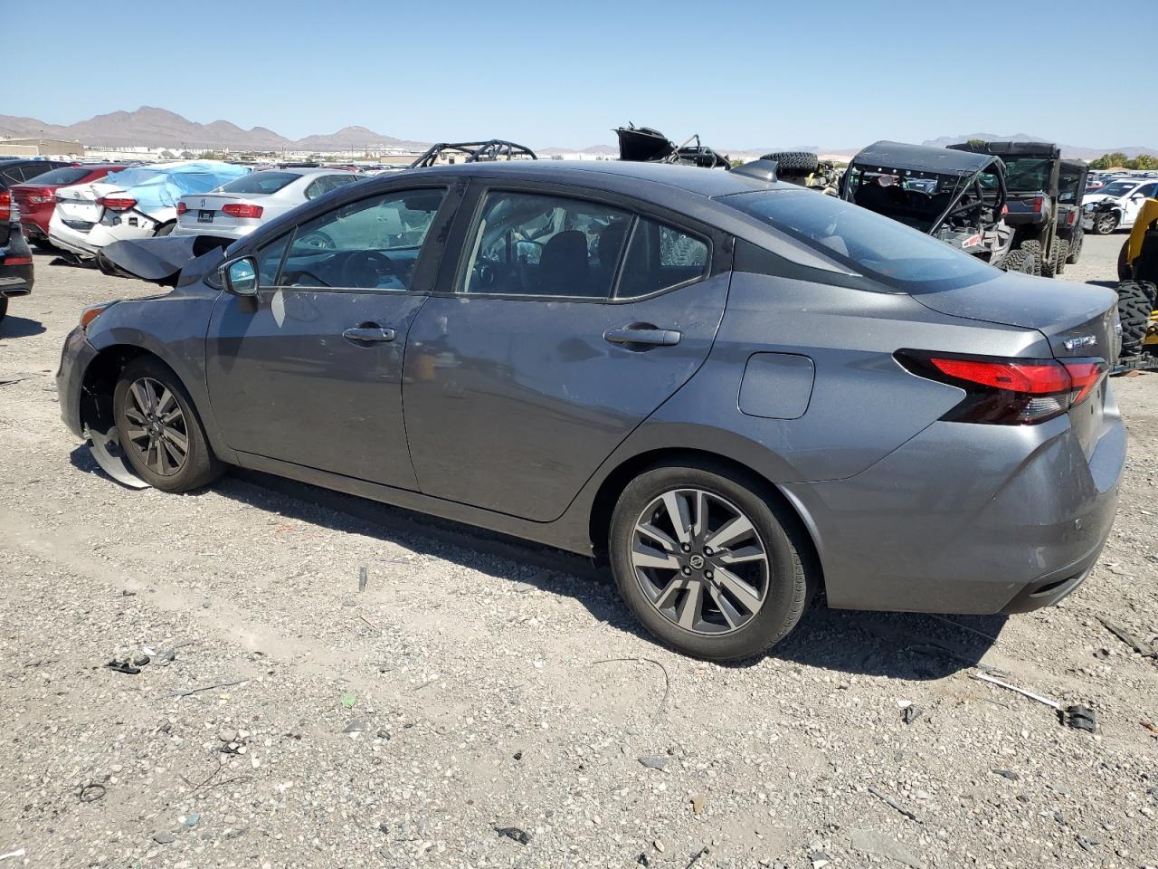 2021 Nissan Versa Sv - Фото 2