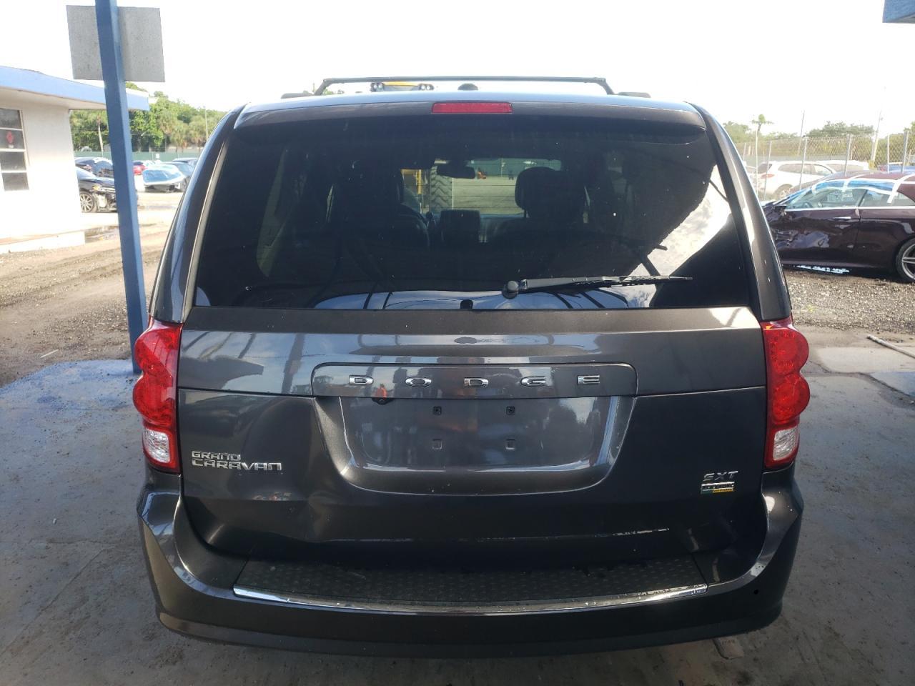 2019 Dodge Grand Caravan Sxt - Фото 6