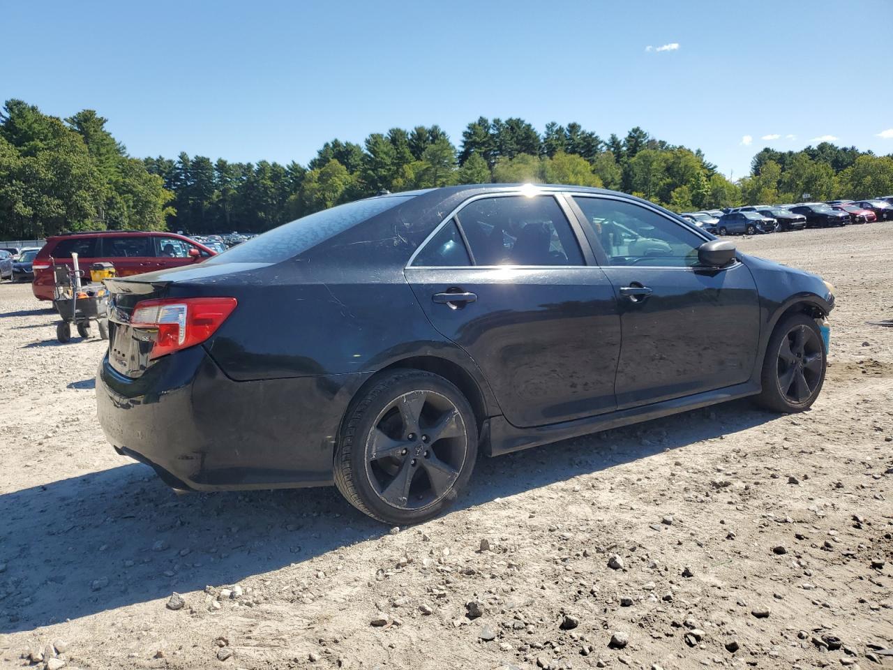 2012 Toyota Camry Base - Фото 3