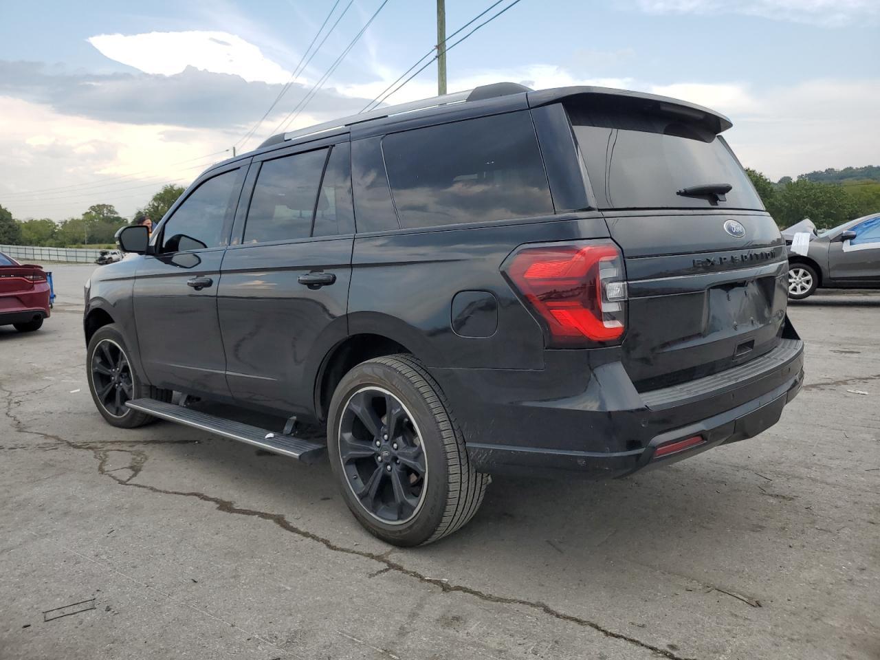 2022 Ford Expedition Limited - Фото 2