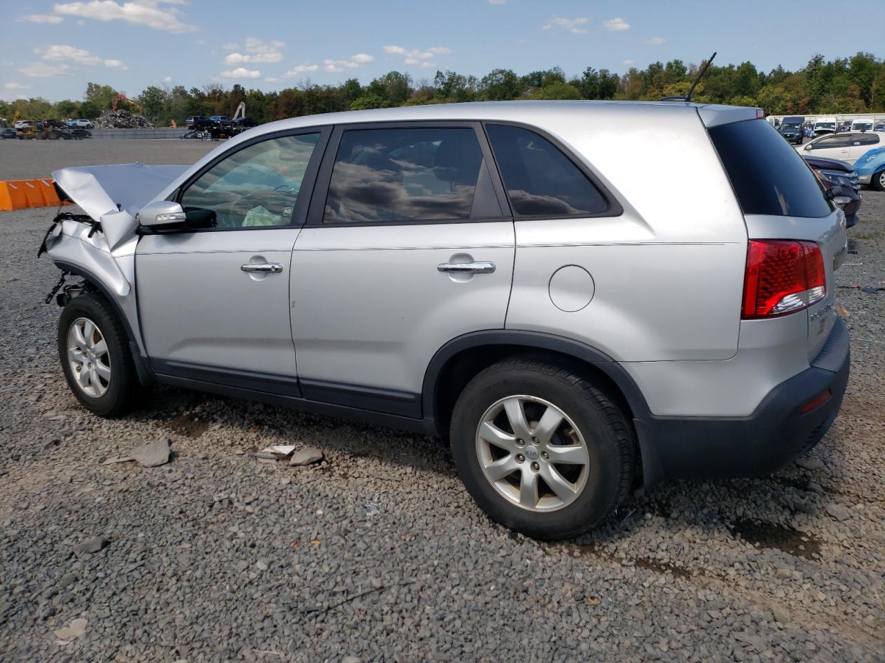 2013 Kia Sorento Lx - Фото 2