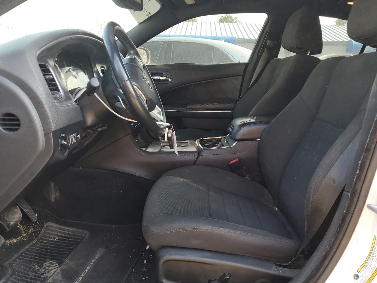 2014 Dodge Charger R - Image 7