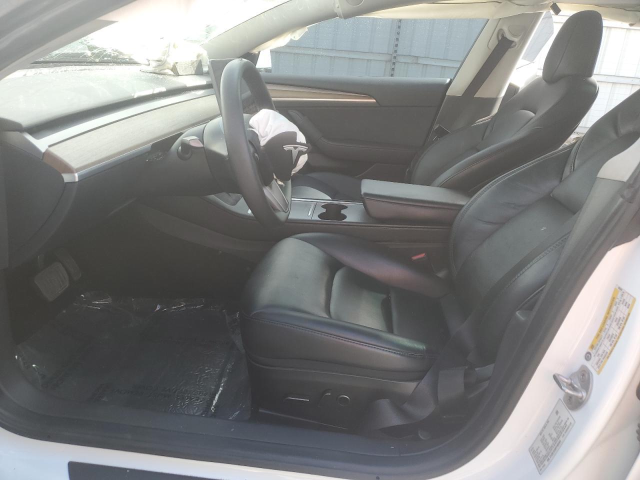 2023 Tesla Model 3 - Фото 7