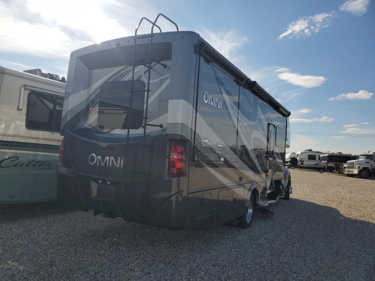 2021 Ford F550 Super Duty - Фото 4