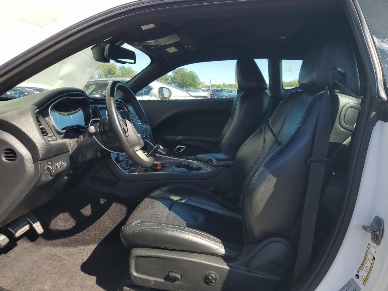 2017 Dodge Challenger Sxt - Image 7