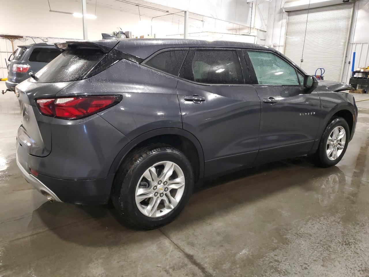 2022 Chevrolet Blazer 2Lt - Фото 3